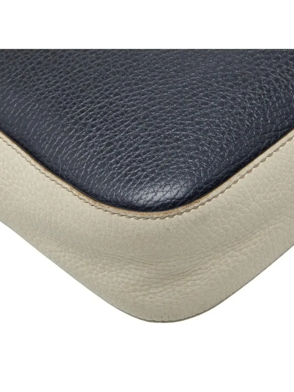 Gucci Soho Disco Crossbody Bag Leather #273949G74B - Picture 7 of 9